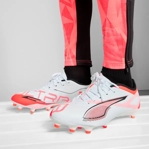 Sheffield United Football Shirts puma-football-boots-ultra-5-play-108169-01 | Premium Kits For Fans
